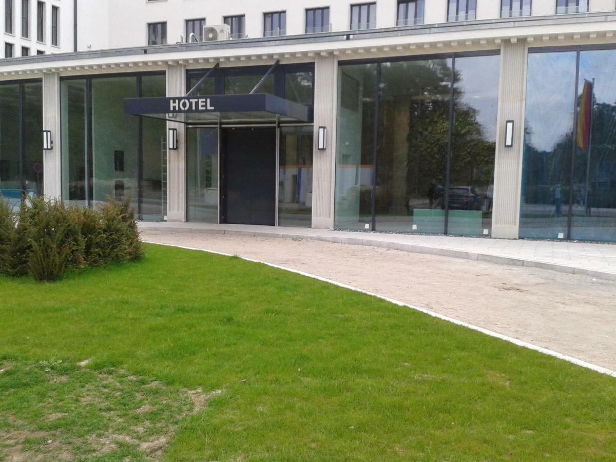 Prora Solitaire Apartment Mit Meerblick Block 2 Binz Esterno foto